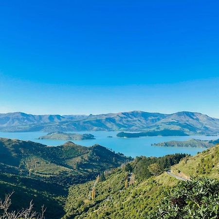 Вілла The Outlook By Tiny Away Diamond Harbour Екстер'єр фото