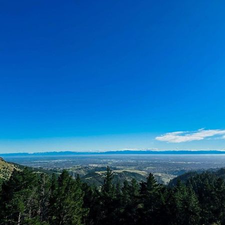 Вілла The Outlook By Tiny Away Diamond Harbour Екстер'єр фото